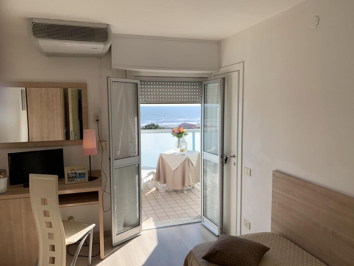 Hotel Sahara Milano Marittima Eksteriør bilde