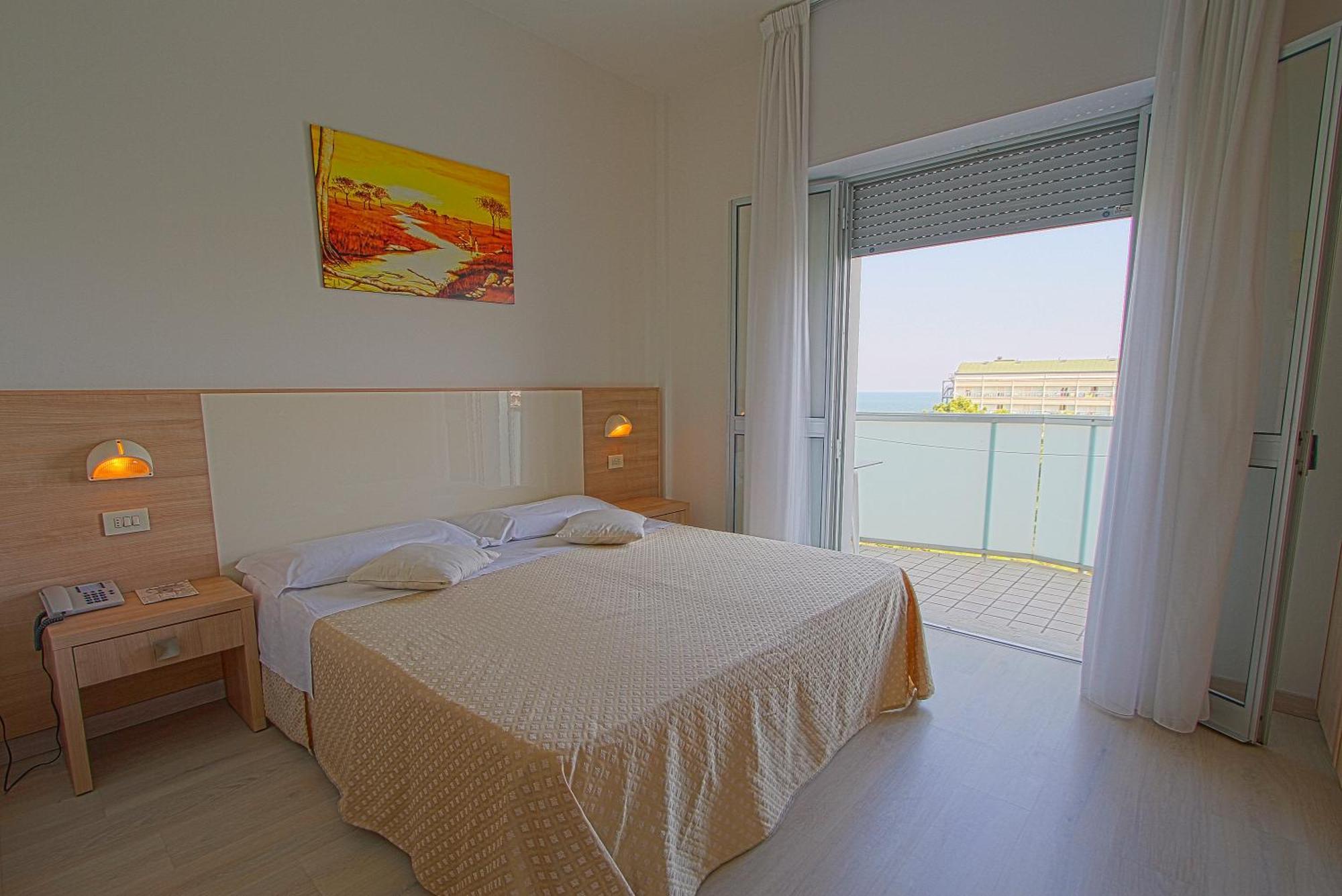 Hotel Sahara Milano Marittima Eksteriør bilde