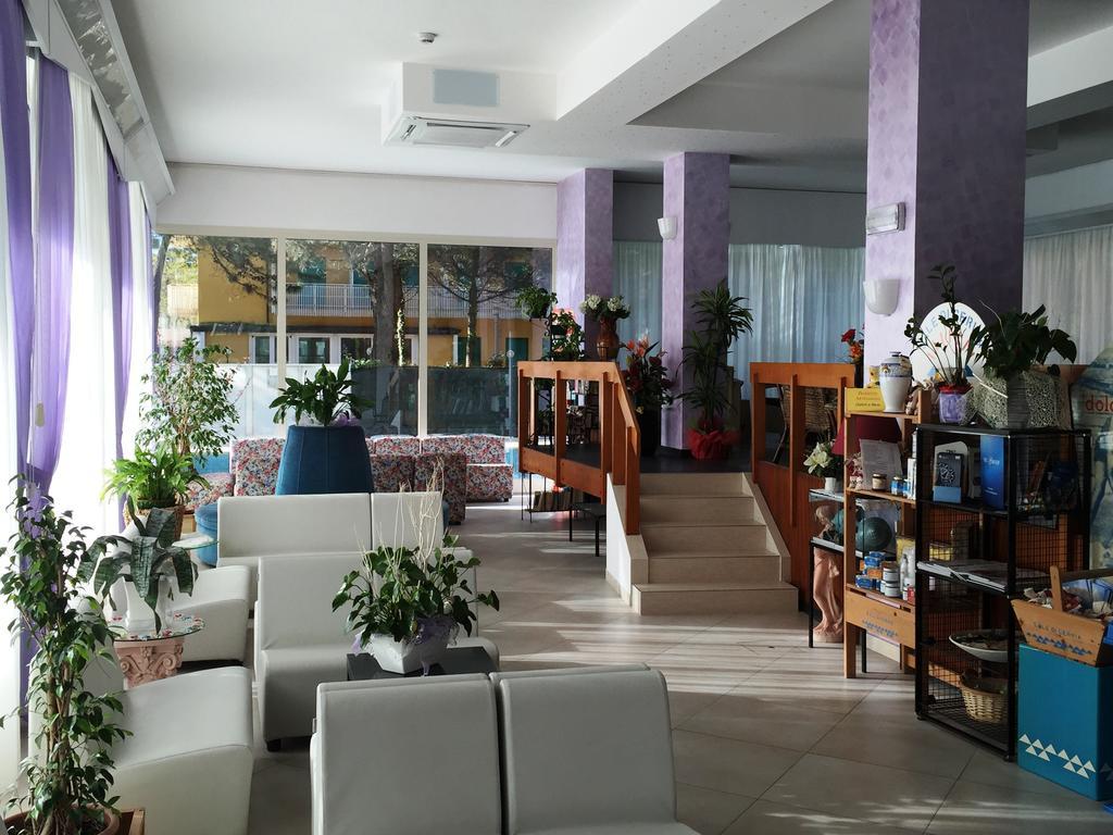 Hotel Sahara Milano Marittima Eksteriør bilde